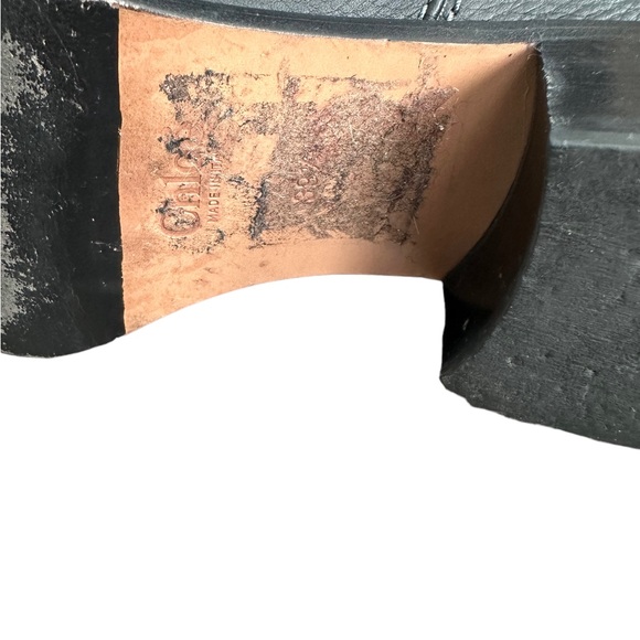 Chloe Pebbled Black Leather Boots - Picture 10 of 10